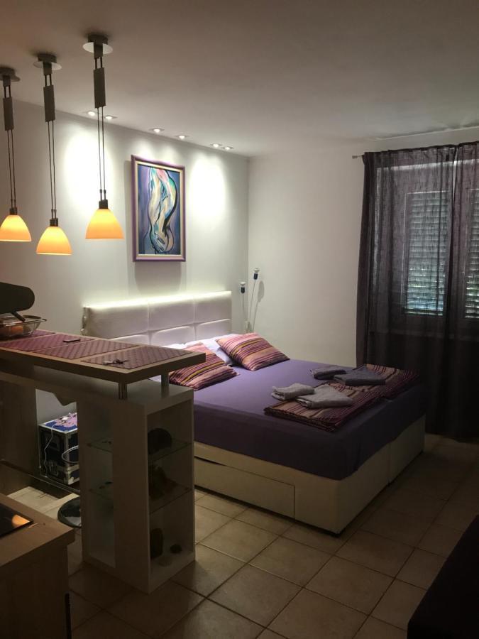 Studio Apartment Yess ,Σπλιτ Εξωτερικό φωτογραφία
